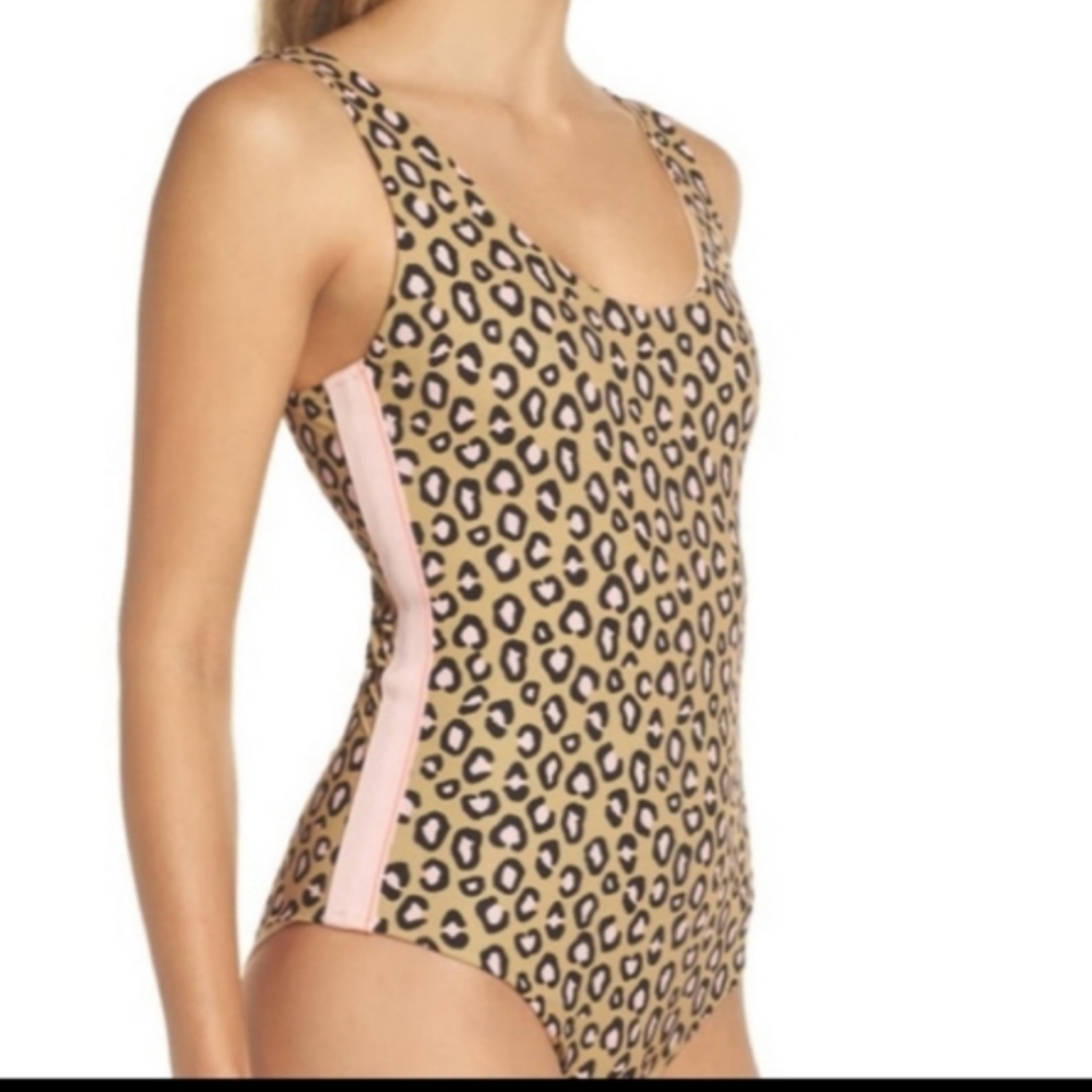 Stance Scoop Bodysuit - feline print - size M, NWT